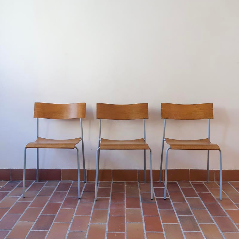 3 chaises empilable vintage scandinave ecolier bistrot cantine campus chair Johannes Foersom Peter Hiort Loranzen Lammhults made in sweden