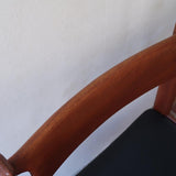 4 chaises teck h w klein Bramin Mobler made in denmark skai noir annees 70