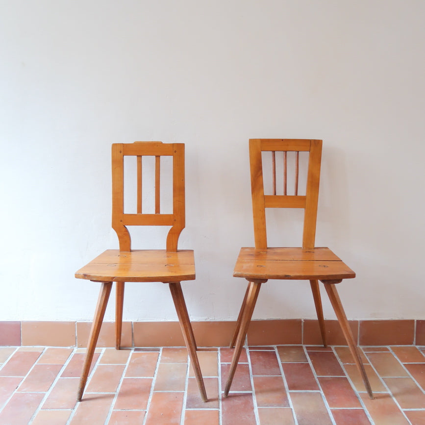 paire 2 chaises biedermeier ferme vintage bois scandinave tirolien années 20