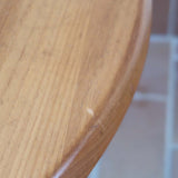 table basse ronde baumann vintage teck blond piètement tulipe scandinave Svend Dyrlund tripode