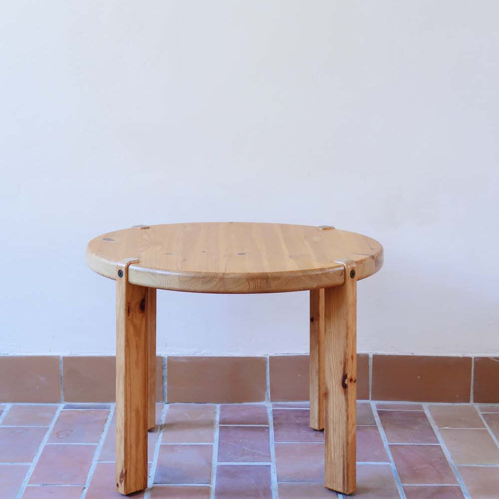 table chevet bout canapé meuble appoint entrée porte plante pin bois vintage brutaliste maison regain charlotte perriand