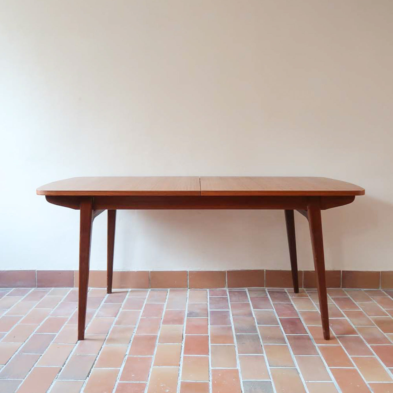 table rectangulaire vintage scandinave pieds compas teck danois extensible rallonges