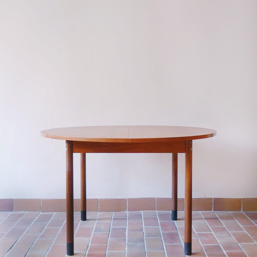 table ronde scandinave extensible rallonge vintage teck bois danois pied compas 