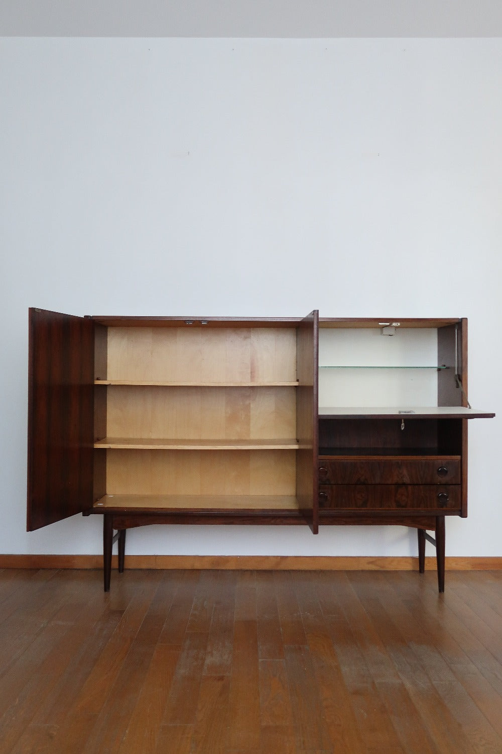 Buffet enfilade scandinave en palissandre – Aux Objets Trouvés
