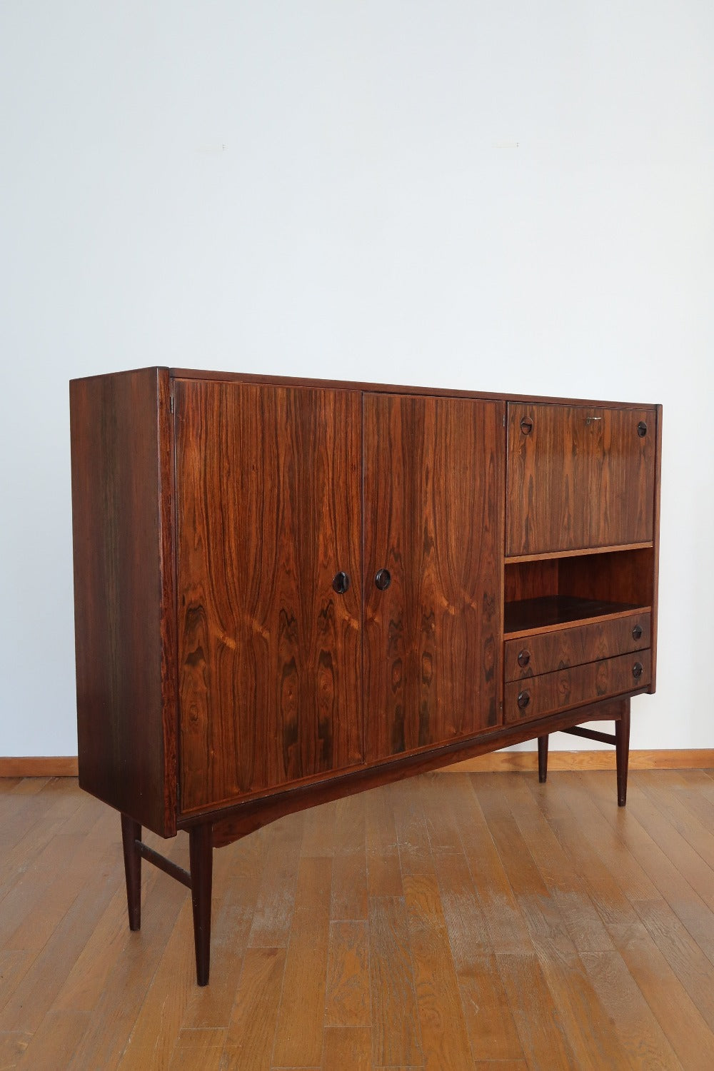 Buffet enfilade scandinave en palissandre – Aux Objets Trouvés