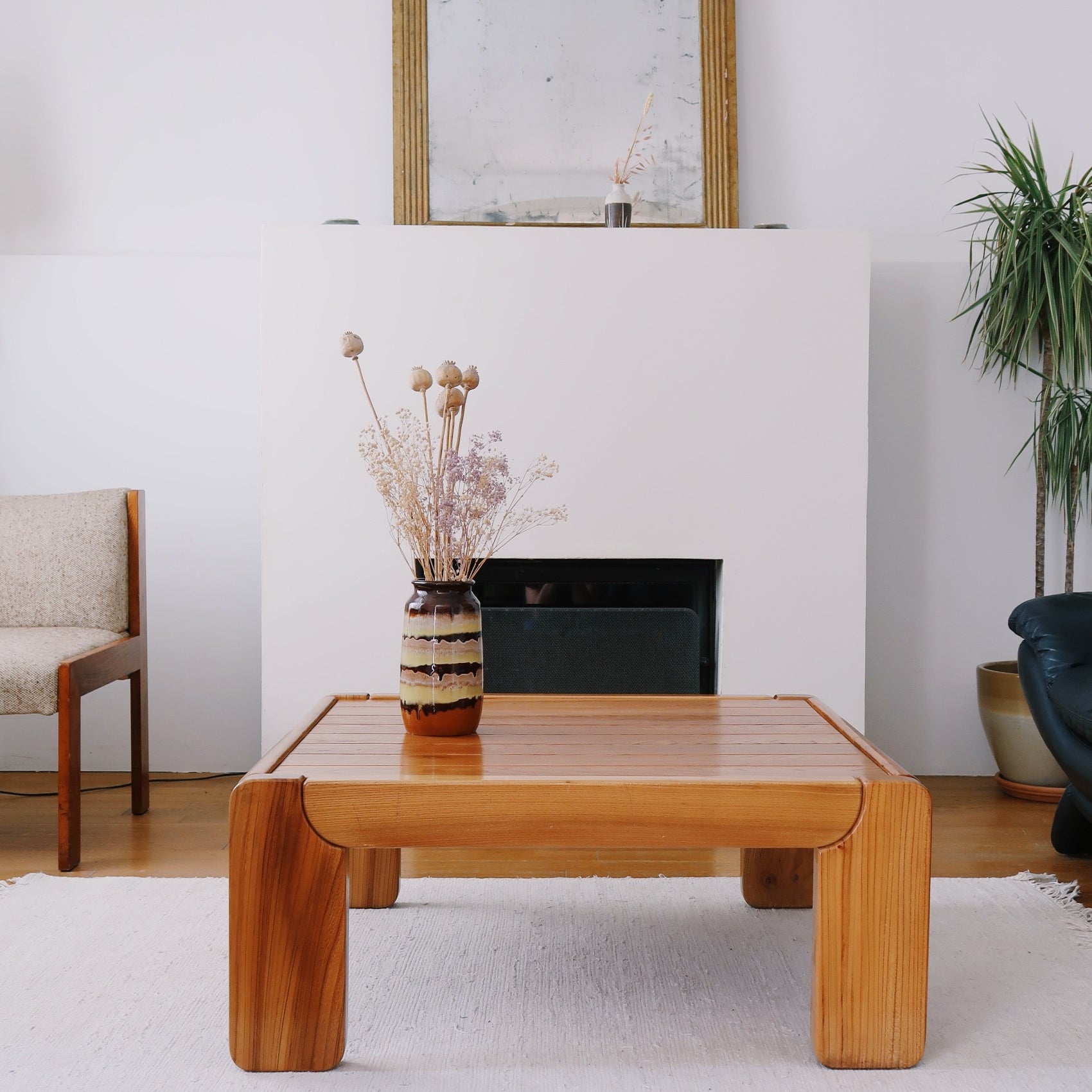 table basse orme massif maison regain charlotte perriand vintage scandinave moderniste carré brutaliste
