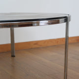table basse ronde verre fumé moderniste vintage pieds chrome ancien