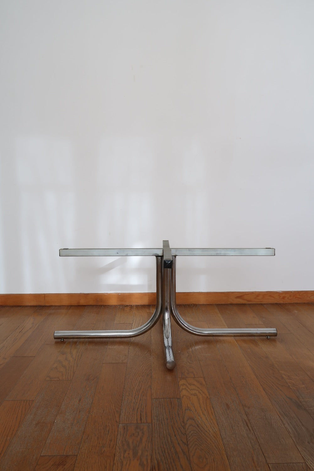 table basse travertin pieds chrome vintage moderniste