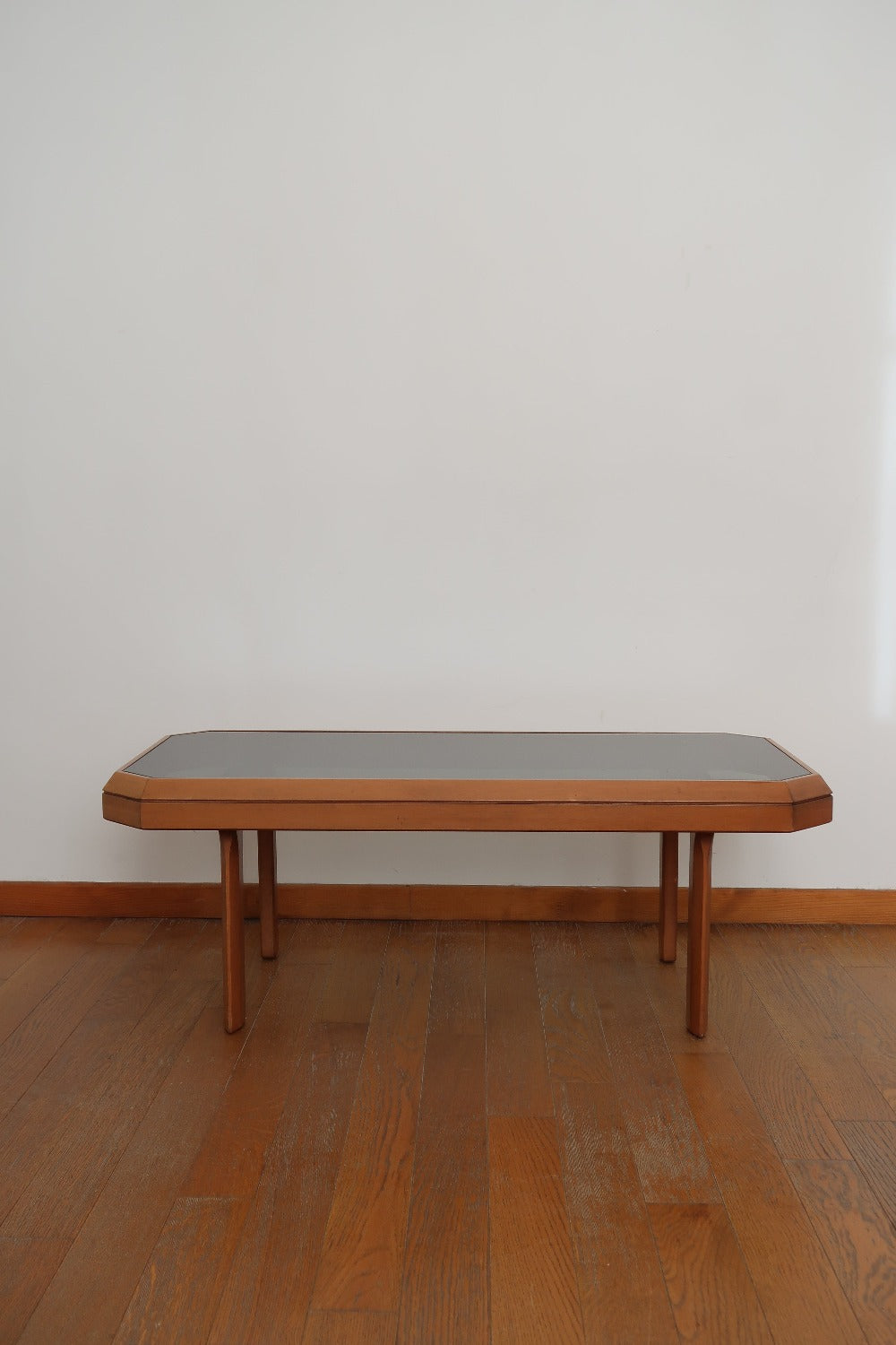 table basse verre fumé bois hêtre scandinave vintage danois bois
