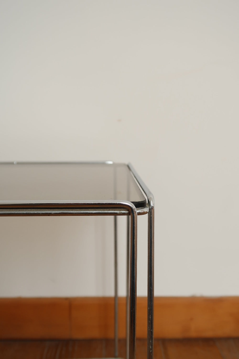 table chevet appoint bout canapé meuble entrée cube chrome verre fumé space age moderniste vintage console